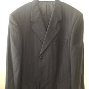 Jones New York Suit w/ 3-Button Jacket and Slacks